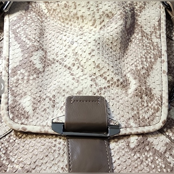 KOOBA GWENYTH Luxury Python Shldr/Top
Handle TAUPE & IVORY SOFT EUC - Picture 2 of 11